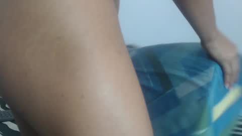 Raquel  online show from December 2024 03:15:01 PM