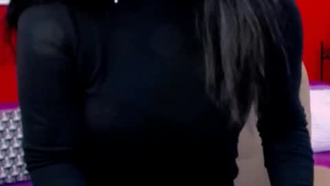 Snapshot of chantallovely chatting on October 2025 08:53:02 PM The Queen online show from October 2025 08:53:02 PM