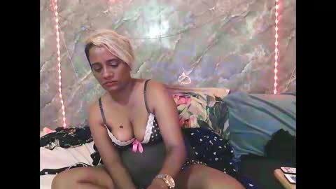 Zaria Vixen online show from October 2025 12:37:01 PM