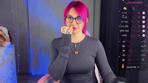 Suzanna Snow online show from January 2025 04:22:02 AM