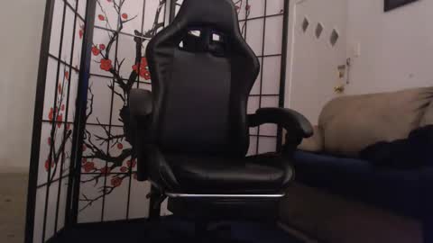 Chariot May online show from December 2025 03:46:02 AM