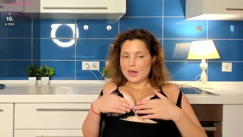 Belle online show from September 2025 02:15:02 AM