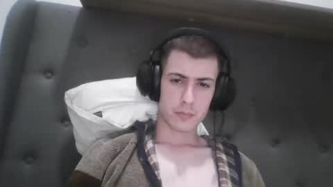 Snapshot of charismaticcharm chatting on January 2025 11:00:02 AM charismaticcharm online show from January 2025 11:00:02 AM