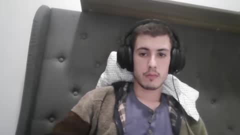 Snapshot of charismaticcharm chatting on January 2025 08:43:01 AM charismaticcharm online show from January 2025 08:43:01 AM