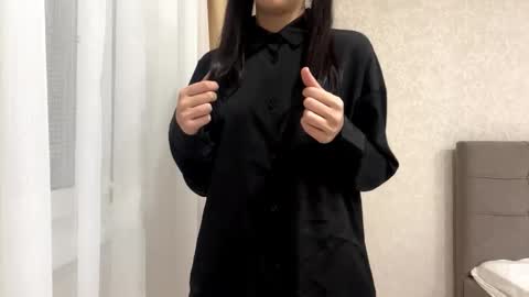 Valentina online show from November 2025 03:12:02 PM