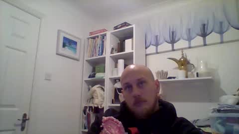 Snapshot of charliephandguest chatting on November 2025 03:55:02 PM Charlie online show from November 2025 03:55:02 PM