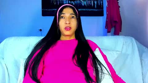 Snapshot of charlot_sanchez chatting on November 2025 08:22:02 PM lot online show from November 2025 08:22:02 PM