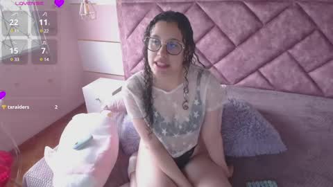 Snapshot of charlote__miller chatting on March 2025 11:29:02 AM You honey online show from March 2025 11:29:02 AM
