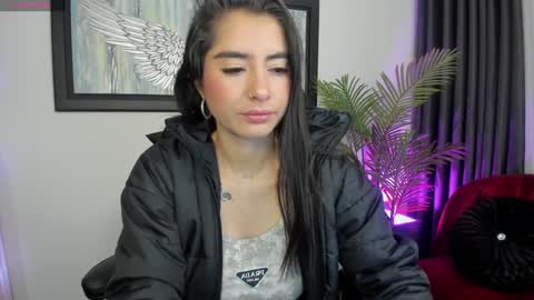 Charlote online show from January 2025 01:25:02 PM