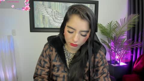 Charlote online show from January 2025 03:22:01 PM