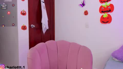 charlott online show from October 2025 03:18:02 AM