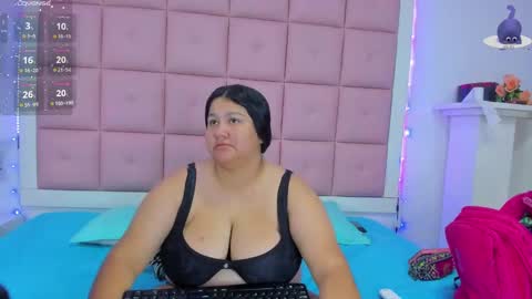 charlott_liam online show from February 2025 06:39:01 PM