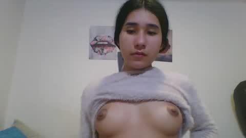 karinaa independent model online show from December 2024 09:40:02 PM
