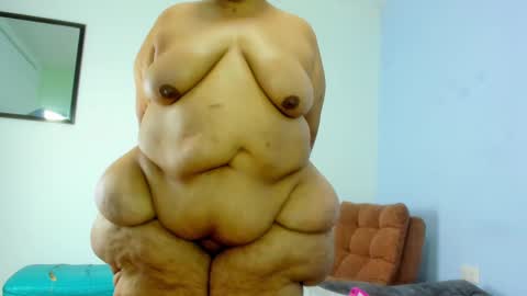 Snapshot of charlotte_curvy_ chatting on February 2025 11:13:02 PM Angelica Charlotte online show from February 2025 11:13:02 PM