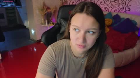 Snapshot of charlotte_ekman chatting on December 2024 02:08:01 AM Charlotte online show from December 2024 02:08:01 AM