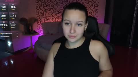 Snapshot of charlotte_ekman chatting on September 2025 03:39:01 PM Charlotte online show from September 2025 03:39:01 PM