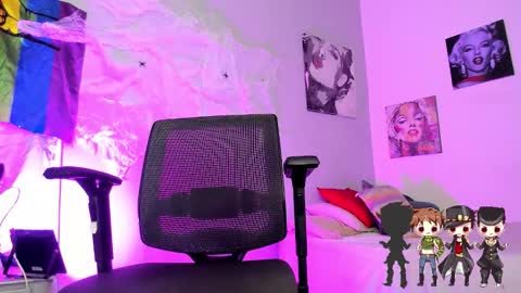 Snapshot of charlotte_joestar chatting on October 2025 10:15:01 AM Charlie online show from October 2025 10:15:01 AM