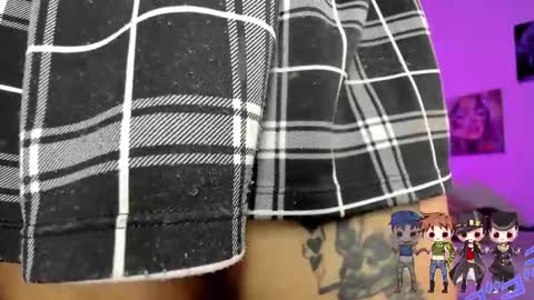 Snapshot of charlotte_joestar chatting on October 2025 04:02:02 AM Charlie online show from October 2025 04:02:02 AM