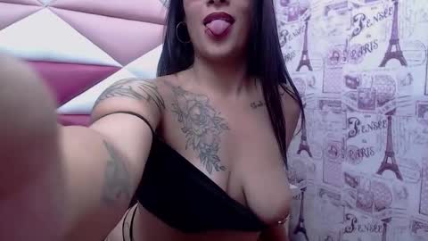 charlotte owen19 online show from January 2025 04:25:01 PM