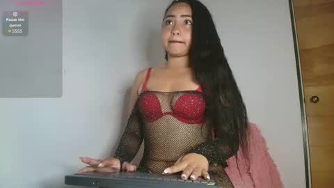 Snapshot of charlotte_princess_1 chatting on November 2025 09:37:01 AM charlotte_princess_1 online show from November 2025 09:37:01 AM