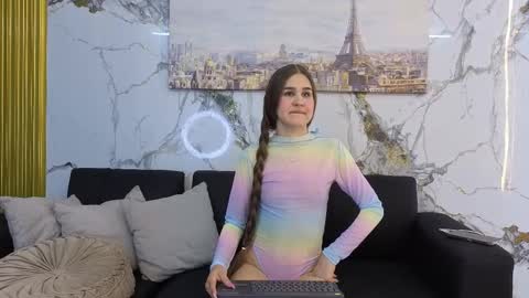 charlotte_skinny11_aws online show from October 2025 05:03:01 PM