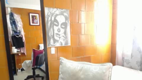 Charlotte online show from September 2025 01:47:02 PM