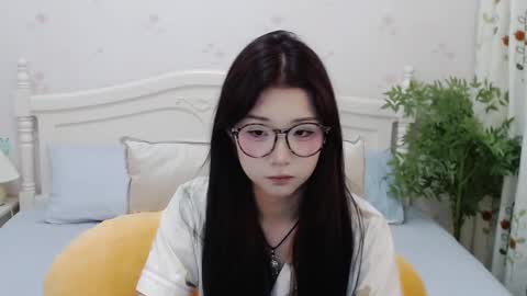 Charlotte online show from September 2025 05:06:01 PM