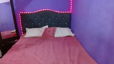 Snapshot of charlotteturners chatting on December 2024 08:43:02 PM VALERIA online show from December 2024 08:43:02 PM