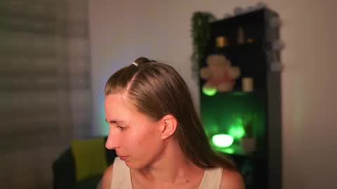 Charlott online show from September 2025 05:46:02 PM