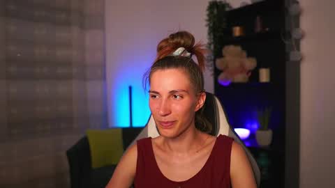 Charlott online show from September 2025 06:09:02 PM