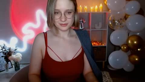 Michelle  online show from December 2024 01:03:01 AM