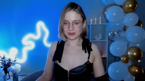 Michelle  online show from December 2024 04:09:01 AM