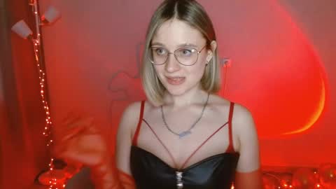 Michelle  online show from January 2025 08:53:02 AM