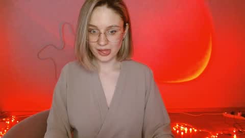 Michelle  online show from February 2025 05:41:02 AM