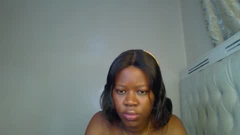 charming_kittie online show from September 2025 10:47:01 AM