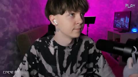 lynxy online show from October 2025 10:14:02 PM