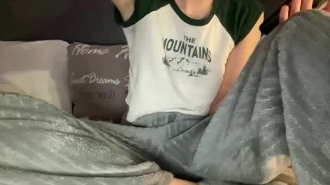 Snapshot of chase_vicky chatting on October 2025 06:19:02 PM Vicky online show from October 2025 06:19:02 PM