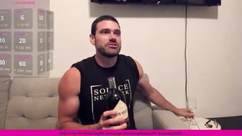 Snapshot of chasemason20 chatting on October 2025 01:31:02 AM Onlyfans chasingfit Instagram the arguer Twitter chasingfitOF online show from October 2025 01:31:02 AM