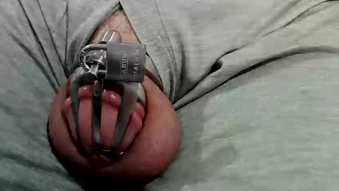 Snapshot of chastityslave90 chatting on January 2025 08:47:01 PM ChastitySlave90 online show from January 2025 08:47:01 PM