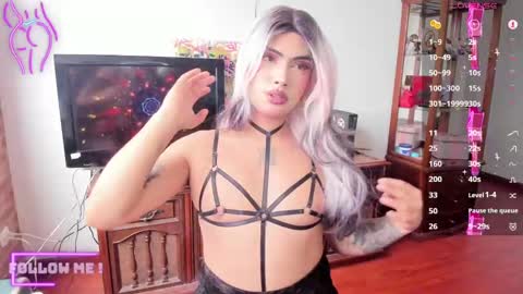 Sophie  online show from February 2025 04:36:02 PM
