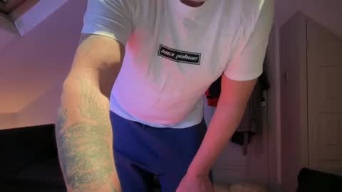 Cheekylondon online show from September 2025 09:53:01 PM