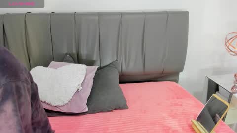 Cherlyn online show from October 2025 03:01:02 PM