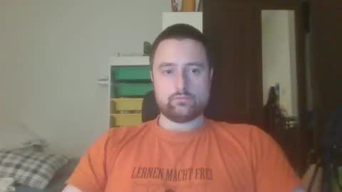 cheguevara2323 online show from September 2025 10:35:01 PM
