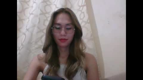 chelly4u69 online show from March 2025 01:35:02 PM