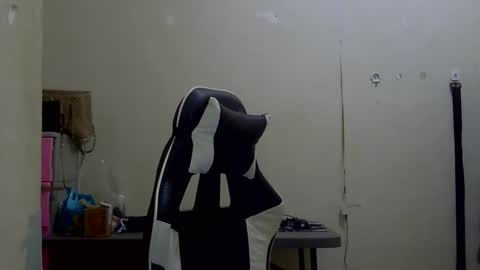 Snapshot of chelly4u69 chatting on September 2025 05:11:02 AM chelly4u69 online show from September 2025 05:11:02 AM