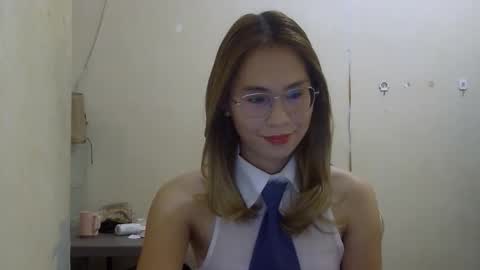 Snapshot of chelly4u69 chatting on October 2025 04:07:02 AM chelly4u69 online show from October 2025 04:07:02 AM