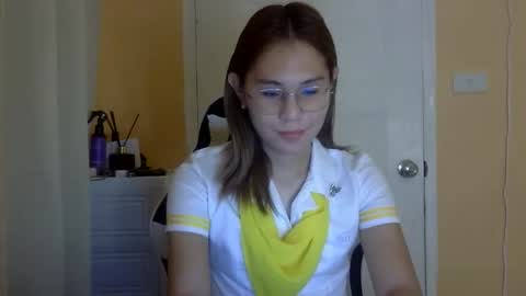 Snapshot of chelly4u69 chatting on December 2025 10:59:02 PM chelly4u69 online show from December 2025 10:59:02 PM