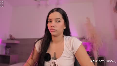 chelsey_hudson online show from October 2025 11:51:02 AM
