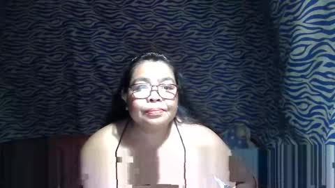 Snapshot of chenita_kits chatting on November 2025 02:19:01 PM chenita_kits online show from November 2025 02:19:01 PM