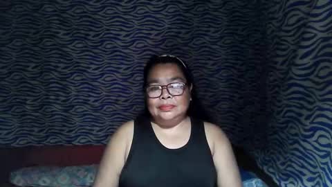 Snapshot of chenita_kits chatting on November 2025 02:22:01 PM chenita_kits online show from November 2025 02:22:01 PM
